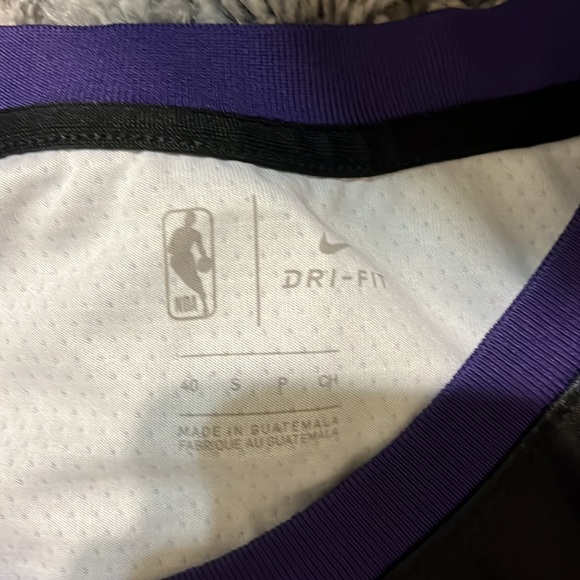 Nike Devin Booker Jersey - Picture 3 of 4